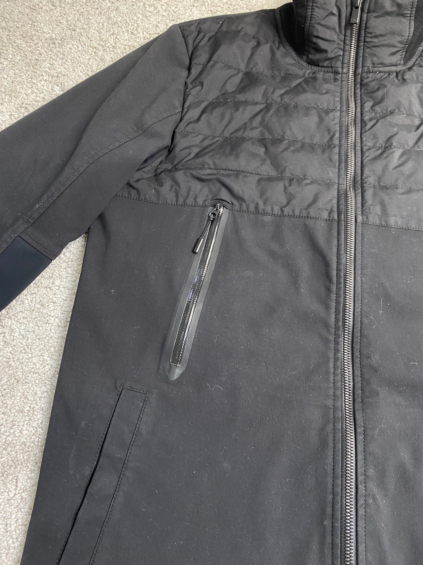 Jericho Black Windbreaker Size M