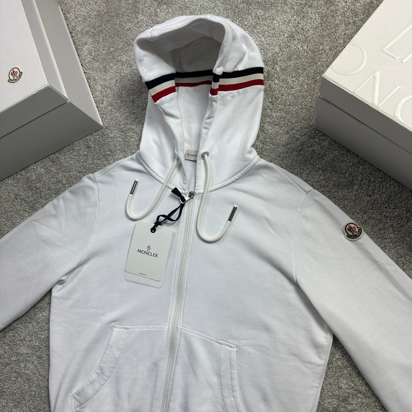 Hoodie White Size M (Fits S/M)