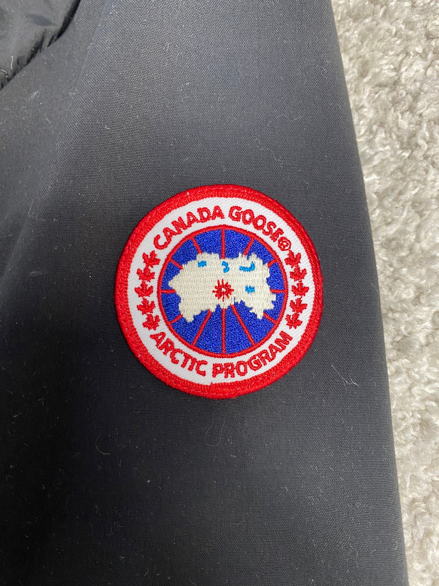 Jericho Black Windbreaker Size M