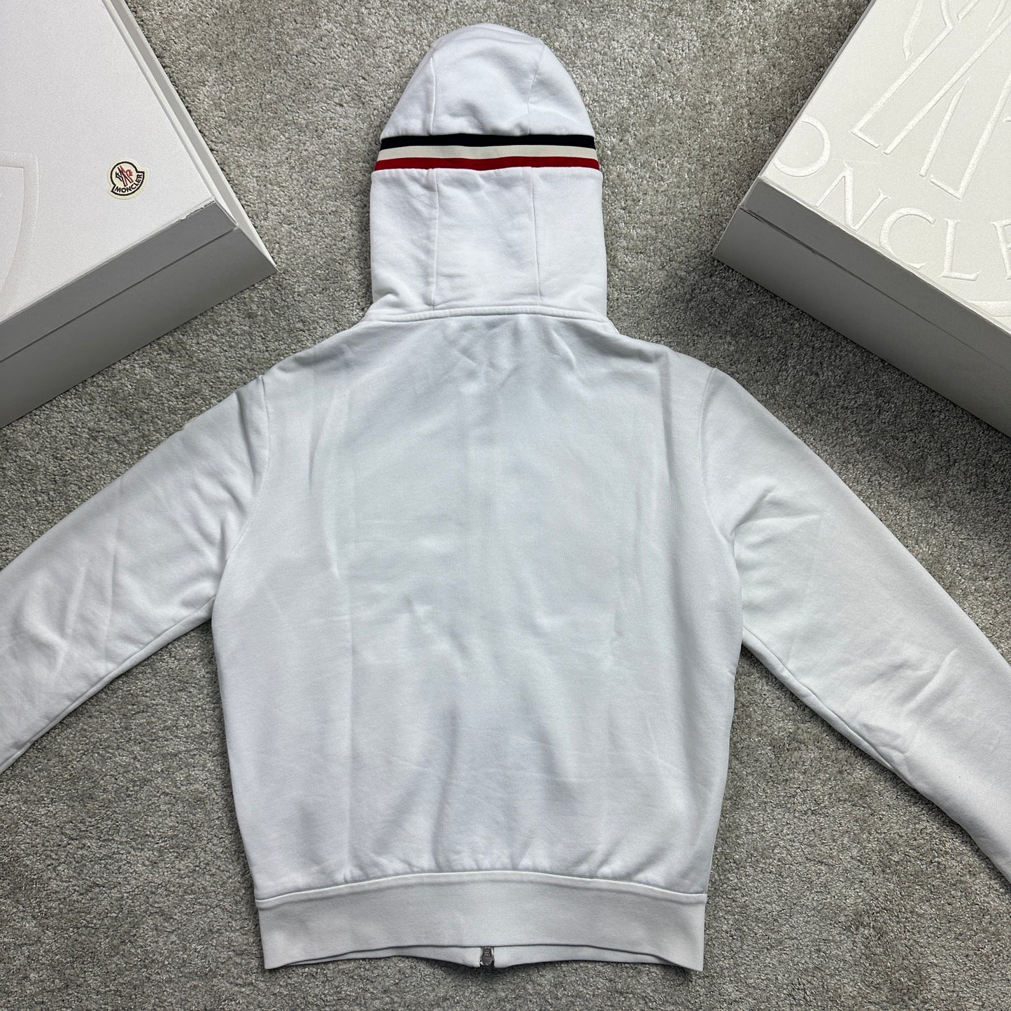 Hoodie White Size M (Fits S/M)