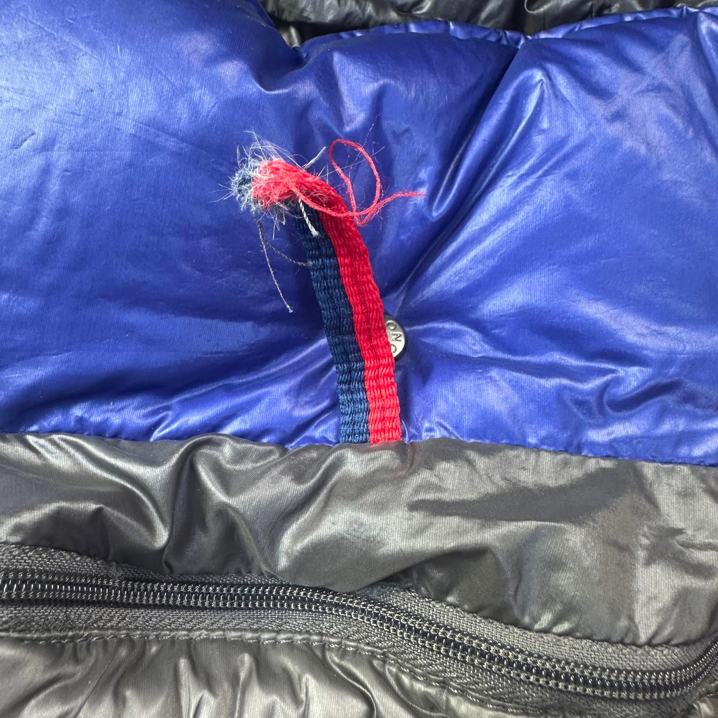 Moncler Zin Size 5 Fits M/L