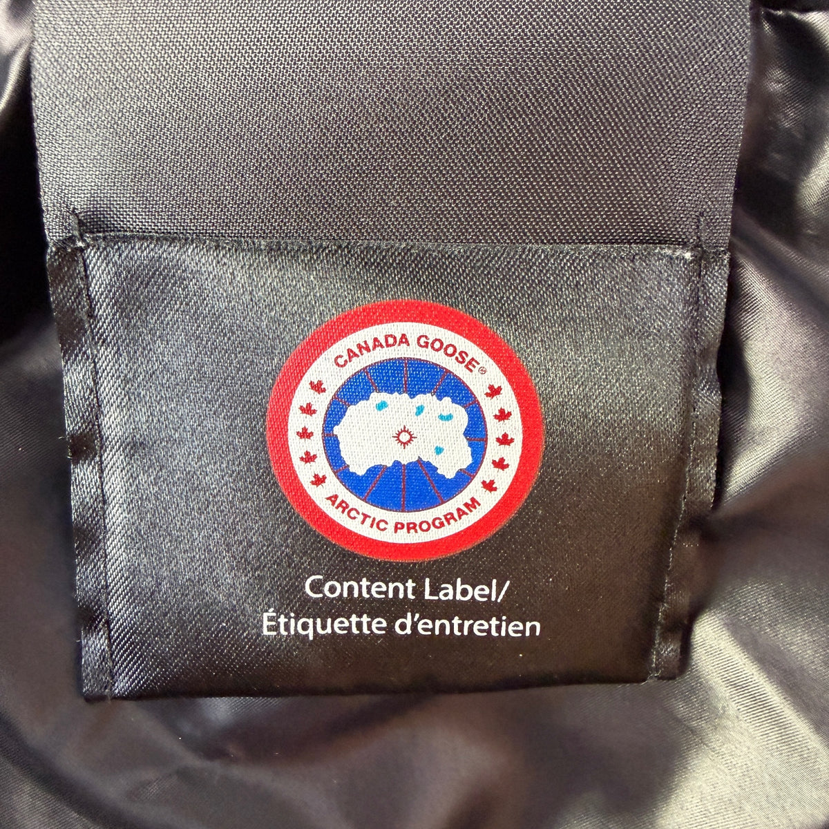 Canada Goose Men’s Hybridge Base Puffer Coat Black Size S