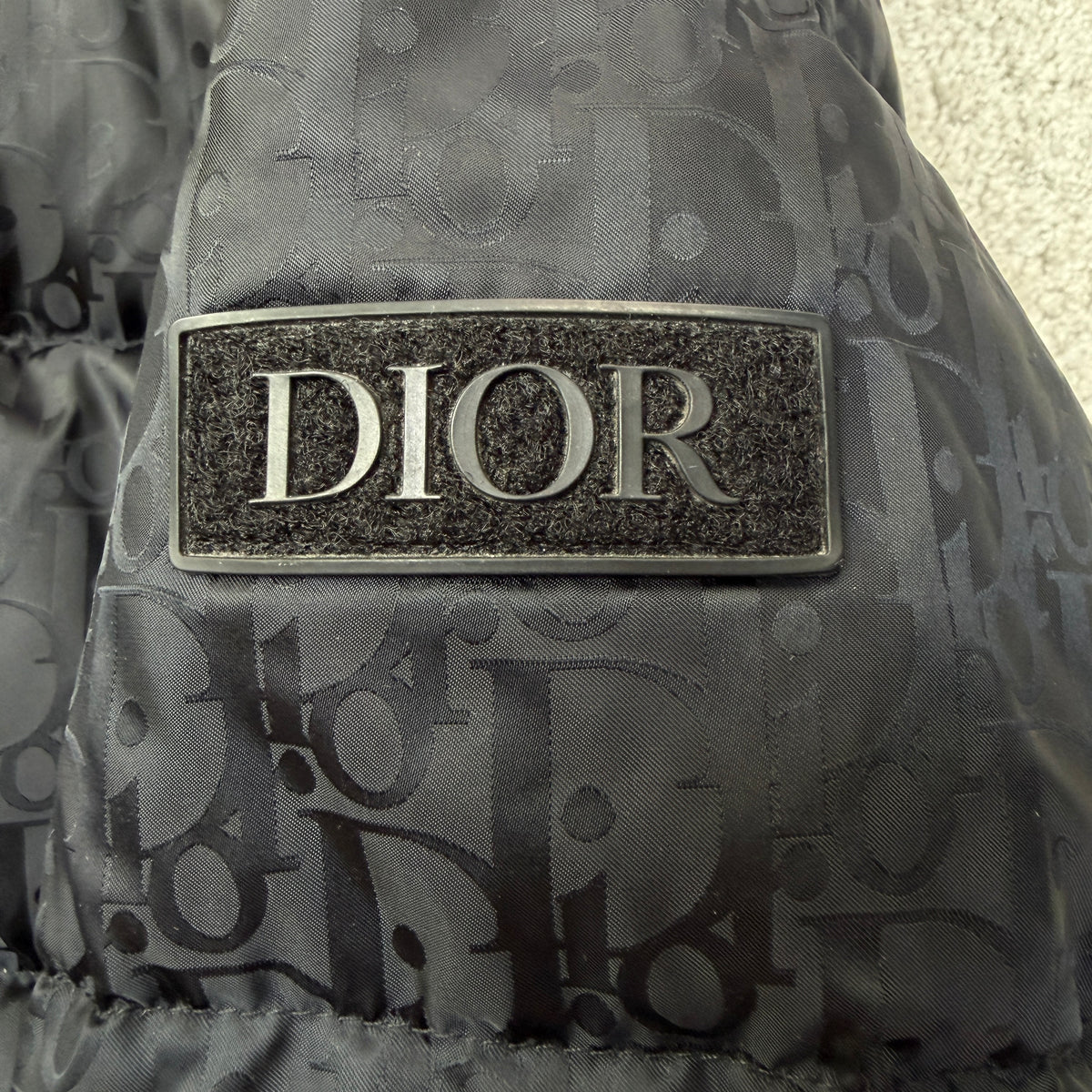 Dior Oblique Size 52
