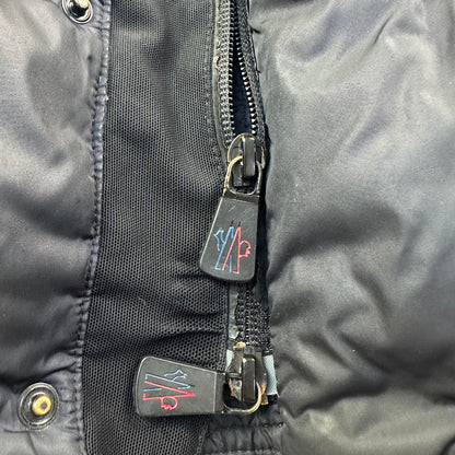 Moncler Rodenberg - Size 5 (XL)