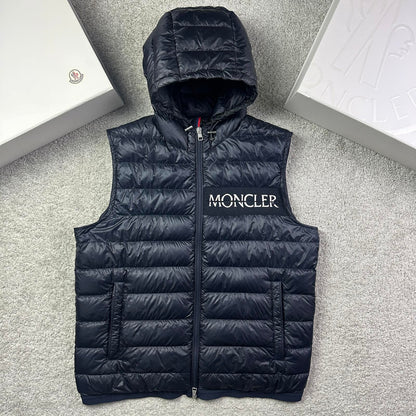 Moncler Laruns - Size 4 (L)