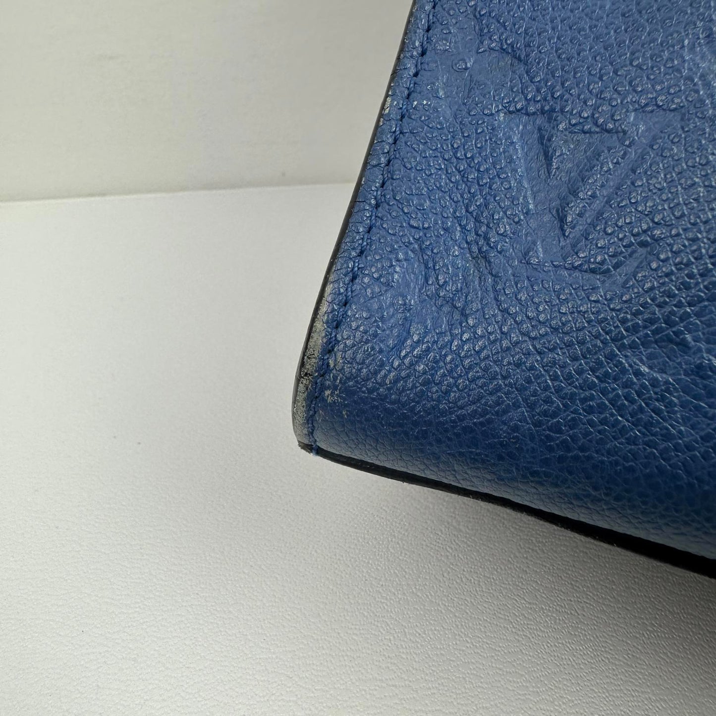 Louis Vuitton Pont Neuf MM Hand Bag