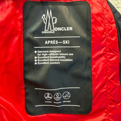 Moncler Arnensee Size 3 (M)