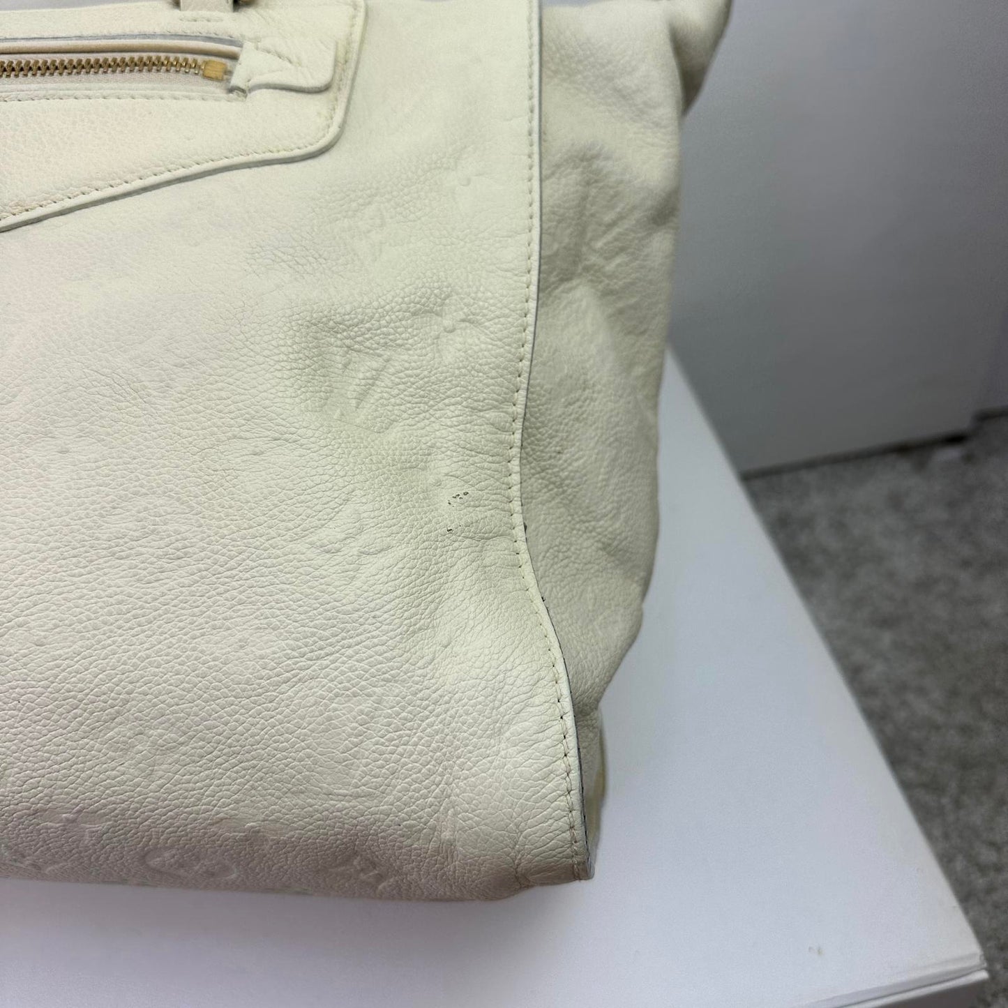Louis Vuitton Empreinte Lumineuse Shoulder Bag