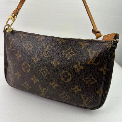 Louis Vuitton Pochette Shoulder Bag