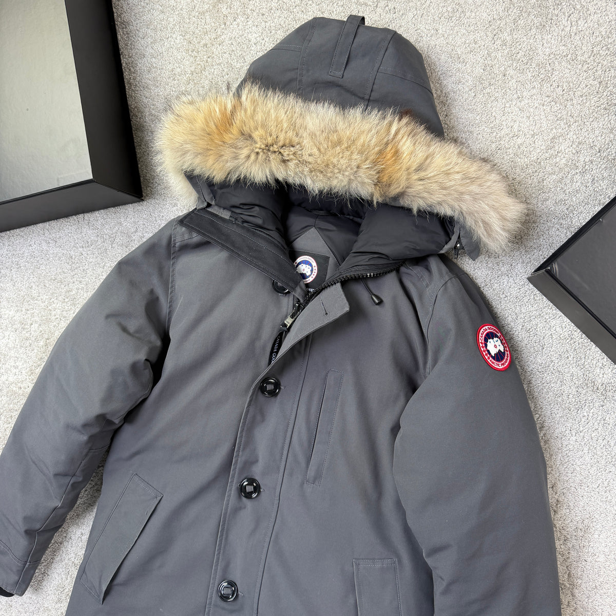 Canada Goose Chateau Size M