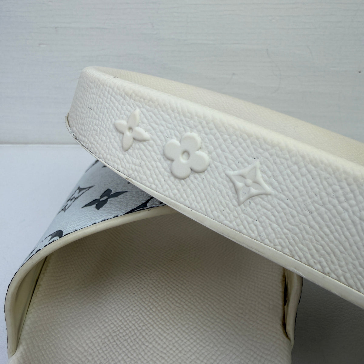 Louis Vuitton Monogram Slides UK 9