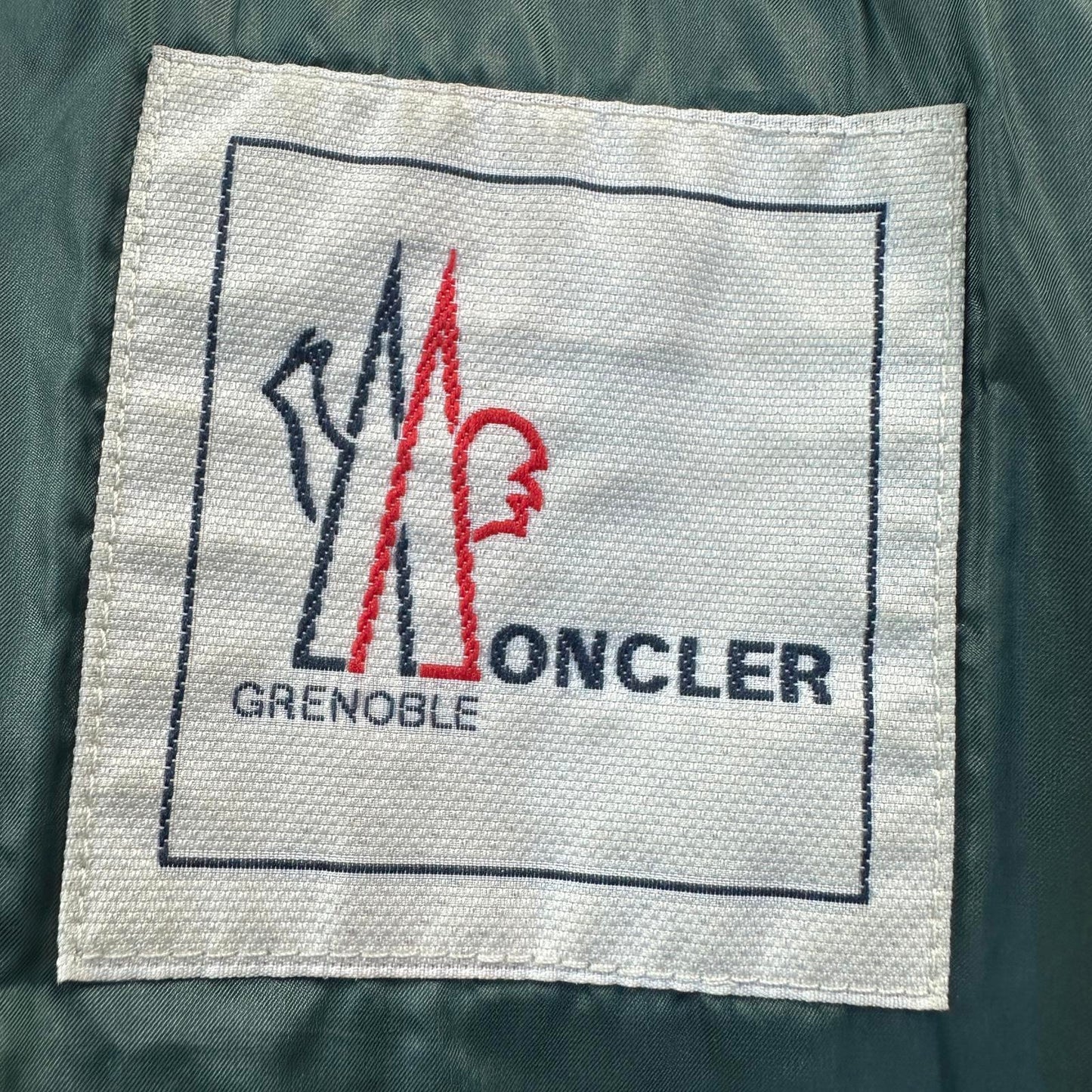 Moncler Rodenberg - Size 5 (XL)