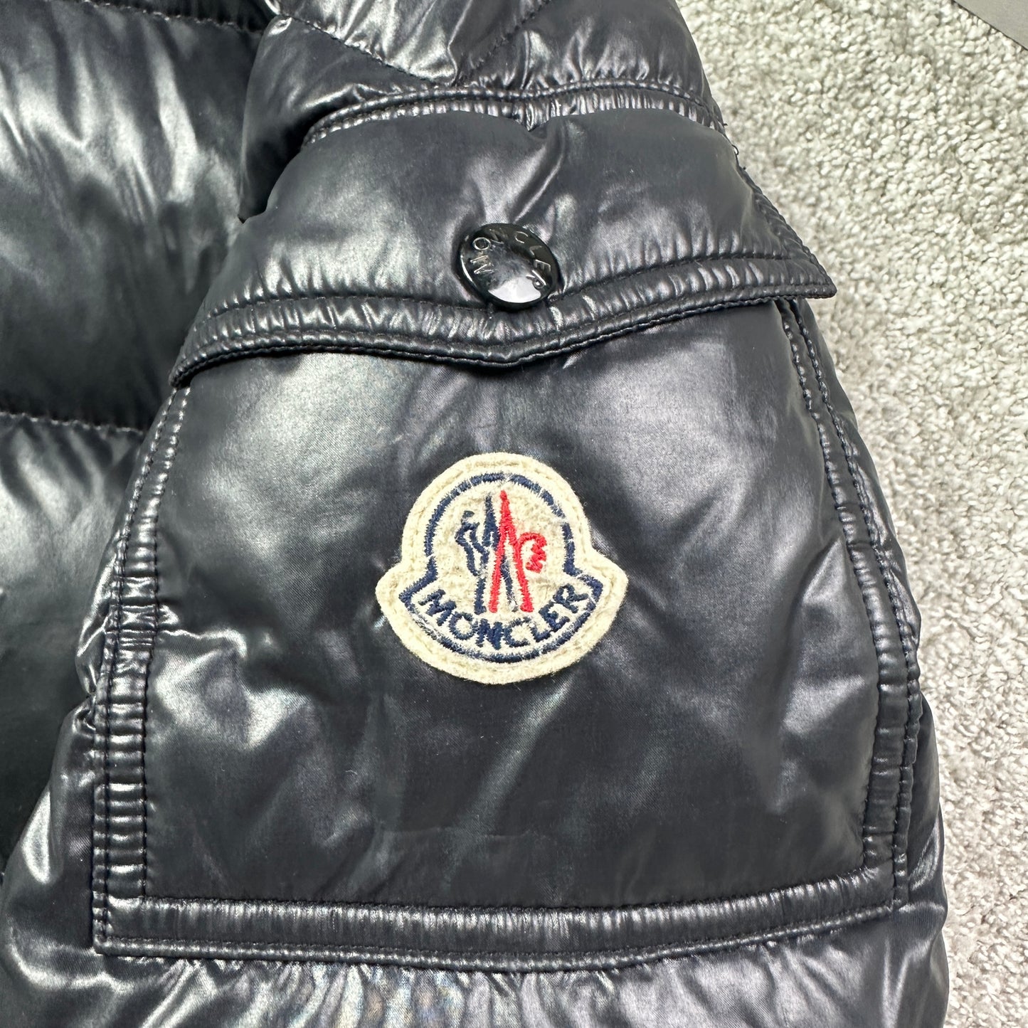 Maya black size 4