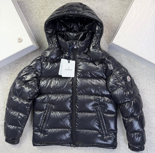 Maya Size 3 Black BNWT