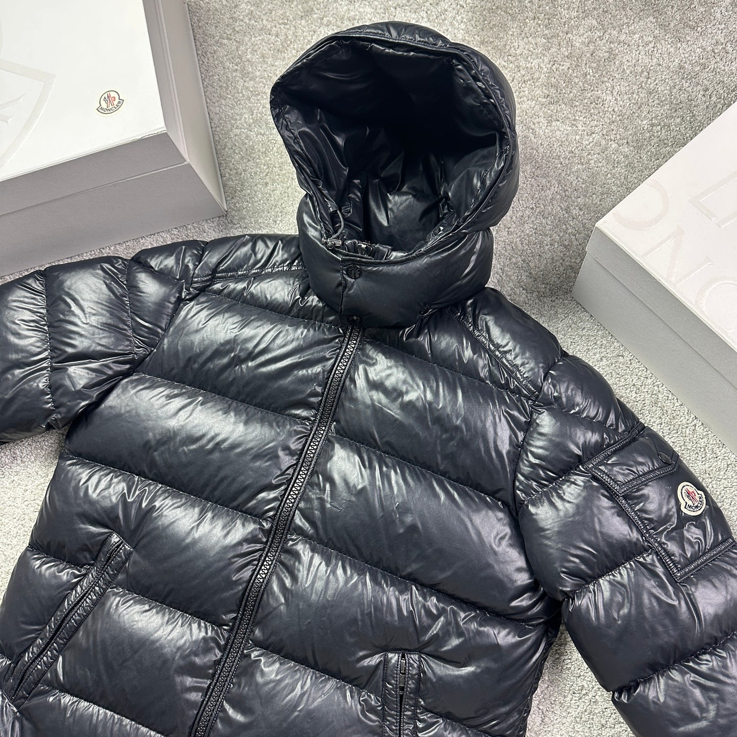 Maya black size 4