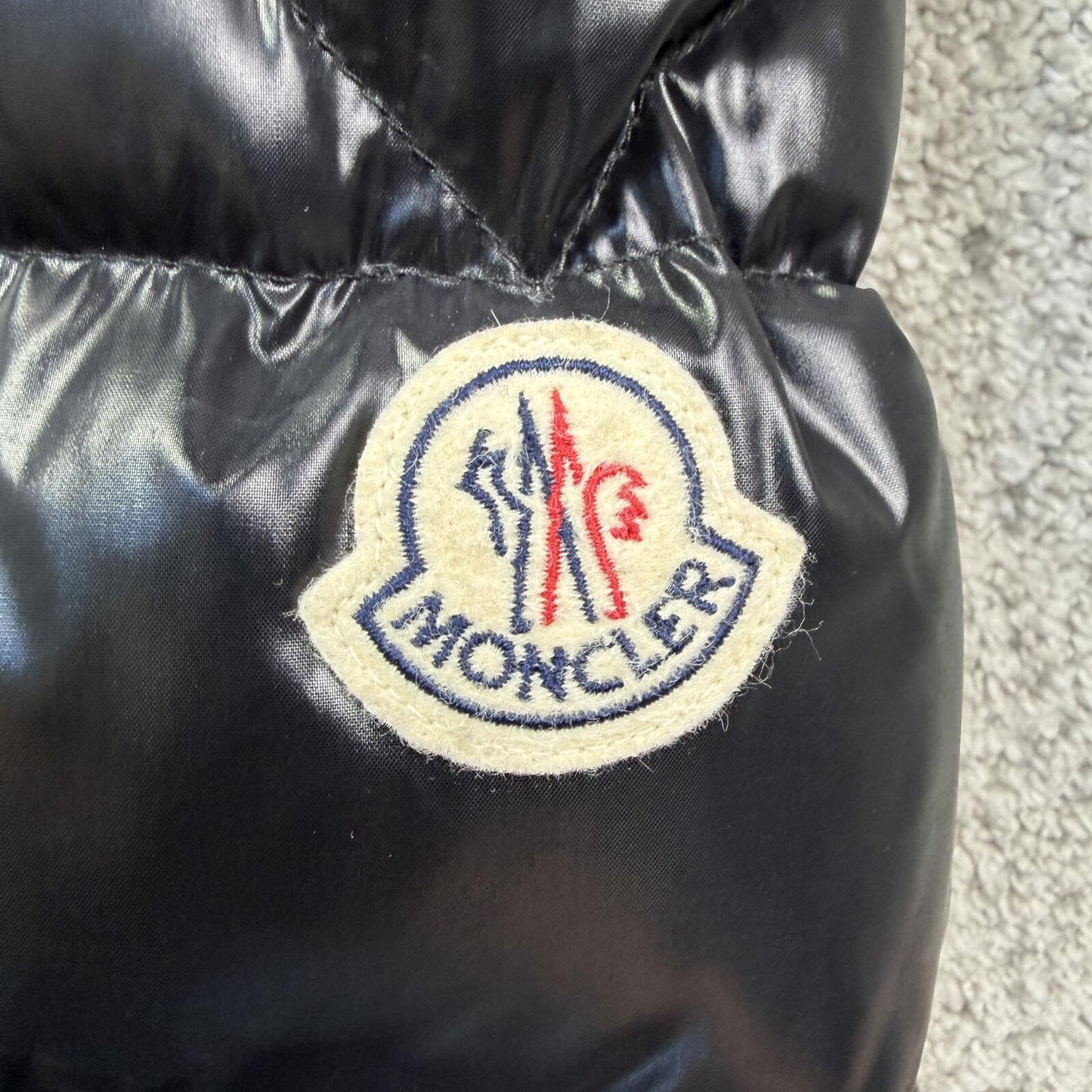 Moncler Aubert Size 4 M/L