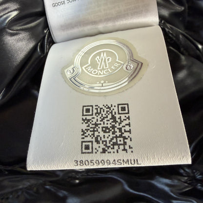 Moncler Aubert Size 4 M/L