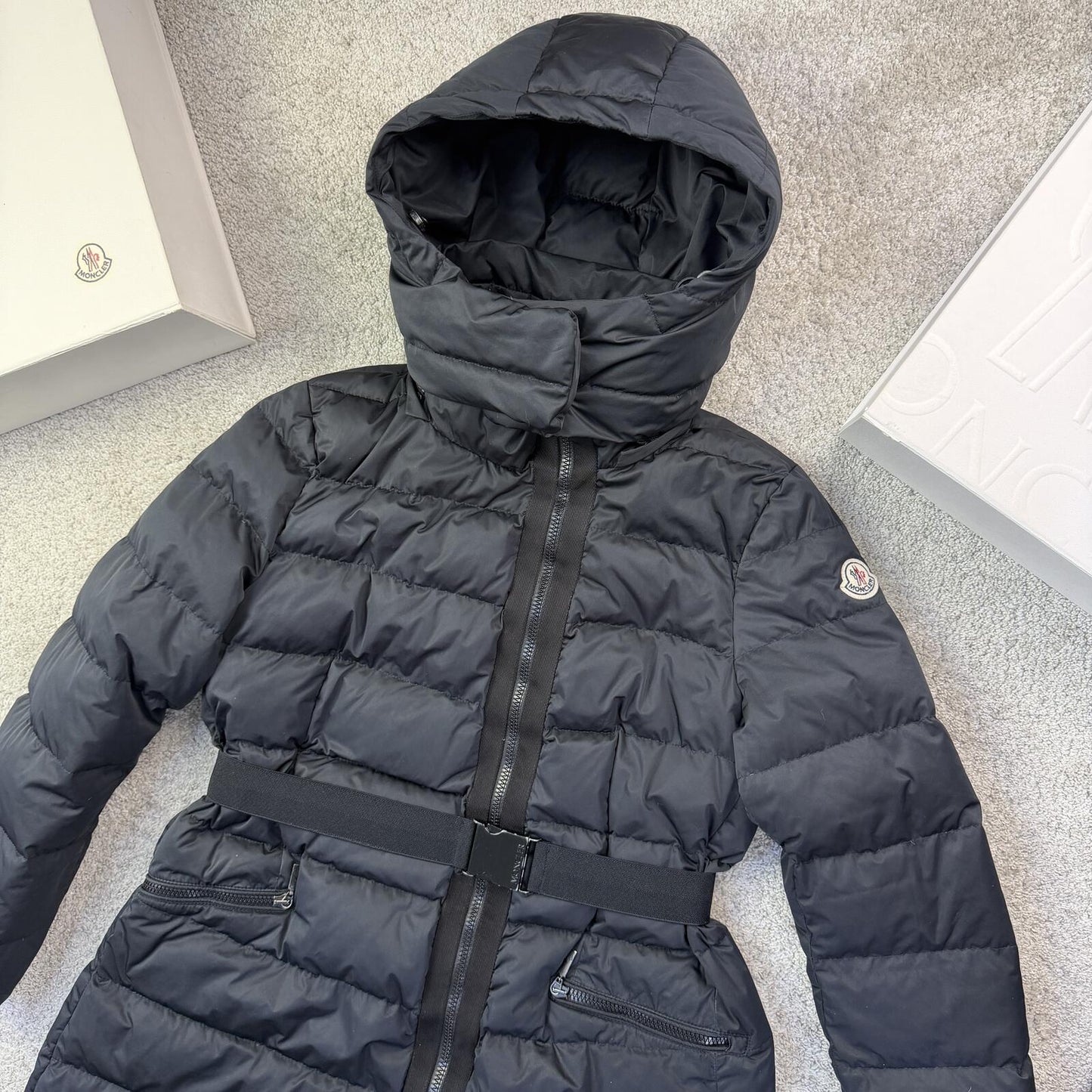 Moncler Women’s Lanoux Size 4 UK 12/14