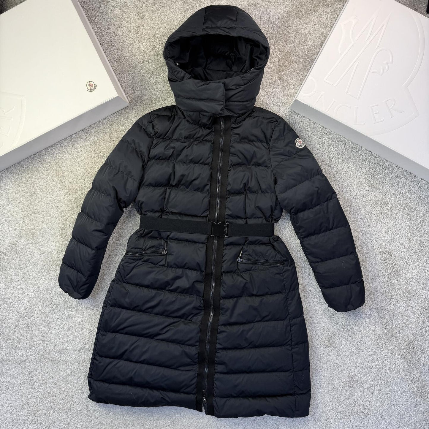 Moncler Women’s Lanoux Size 4 UK 12/14