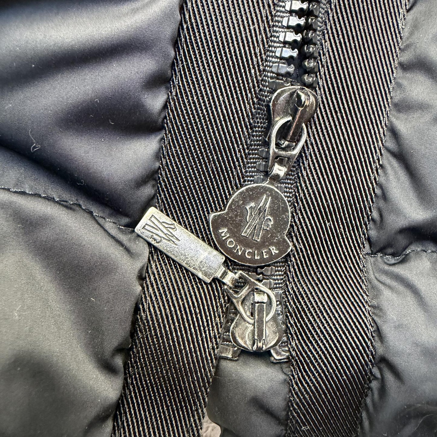 Moncler Women’s Lanoux Size 4 UK 12/14
