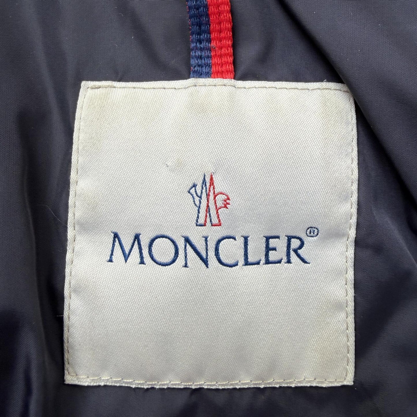 Moncler Cluny Size 4 Large