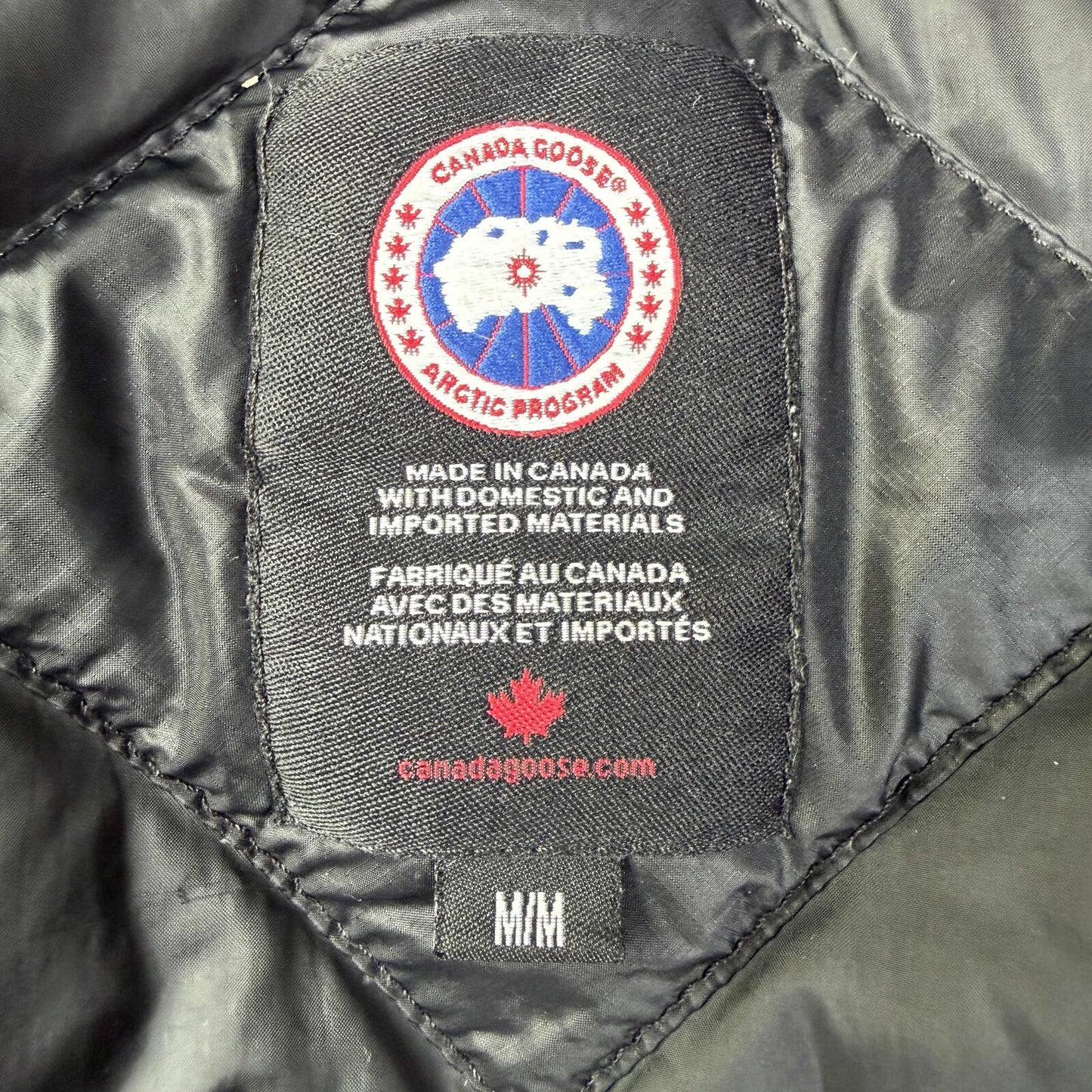 Canada Goose Lodge Size Medium