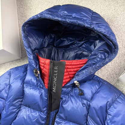 Moncler Mouthe Size 2 Small