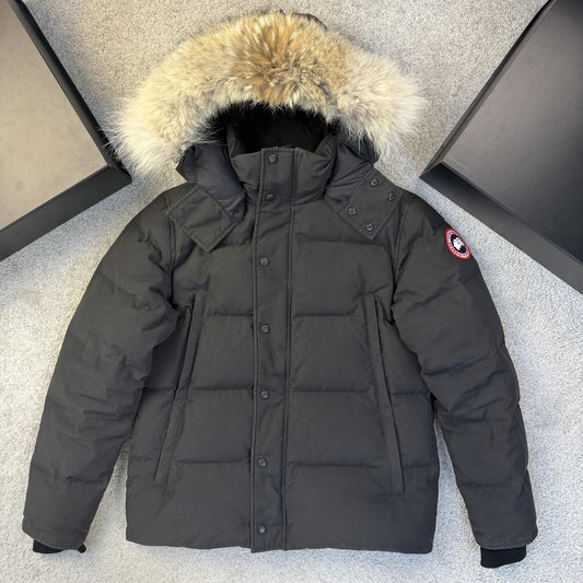 Canada Goose Wyndham Size XL Fusion Fits L