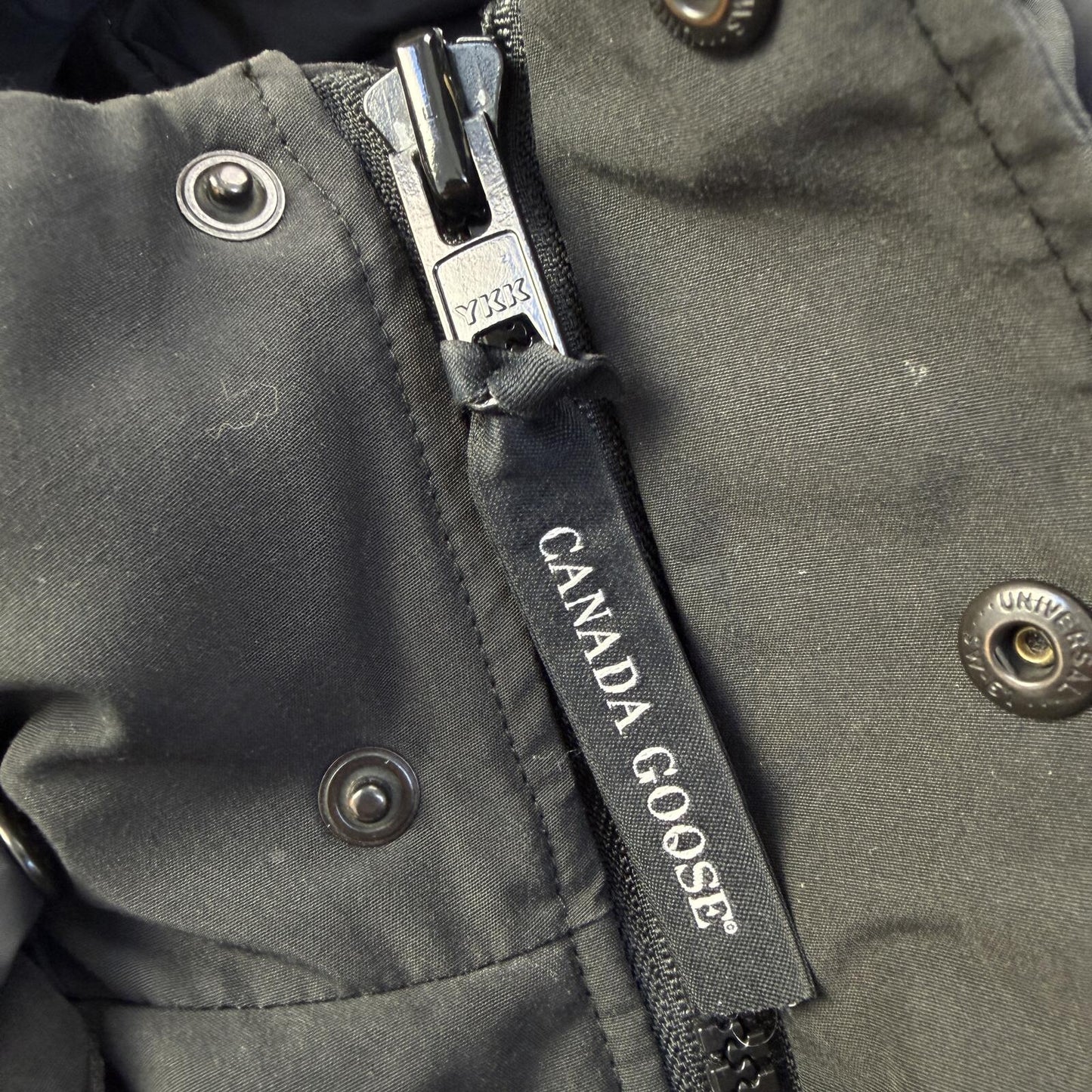 Canada Goose Wyndham Size XL Fusion Fits L