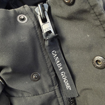 Canada Goose Wyndham Size XL Fusion Fits L