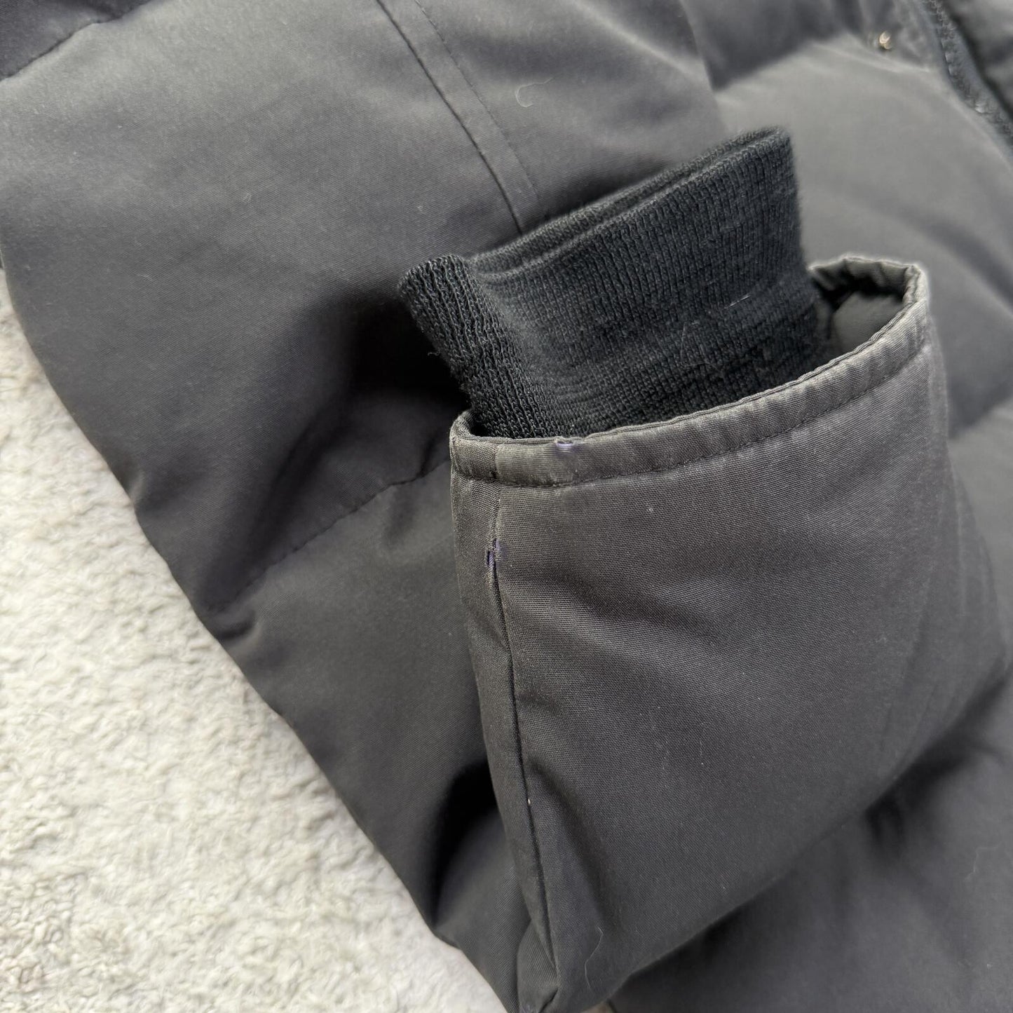 Canada Goose Wyndham Size XL Fusion Fits L