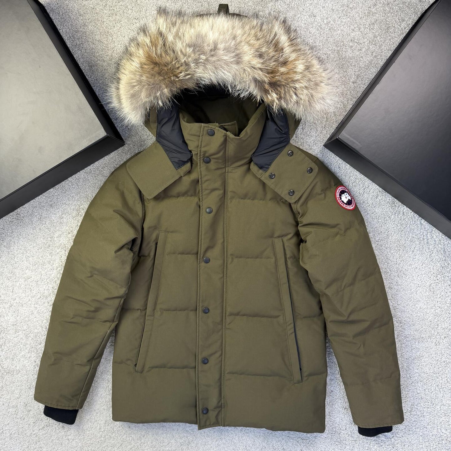 Canada Goose Wyndham Size S