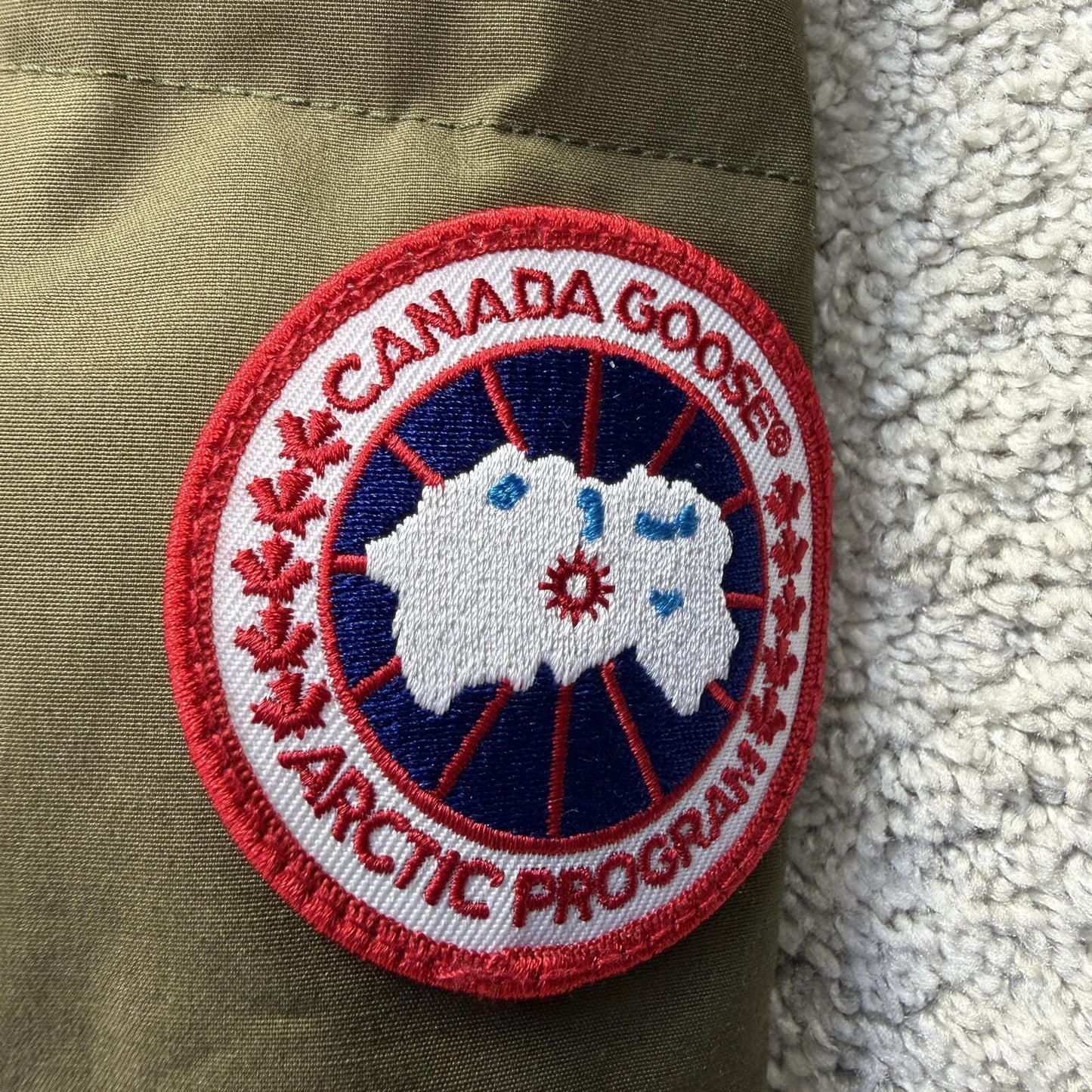 Canada Goose Wyndham Size S