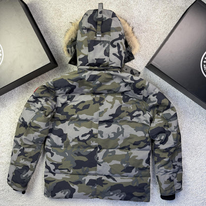 Canada Goose Wyndham Size XL