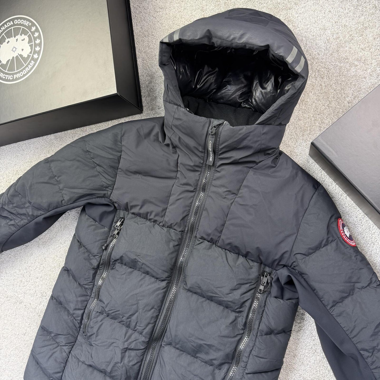 Canada Goose Hybridge Size XL