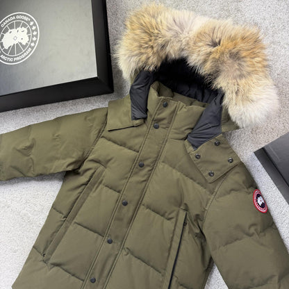 Canada Goose Wyndham Size M