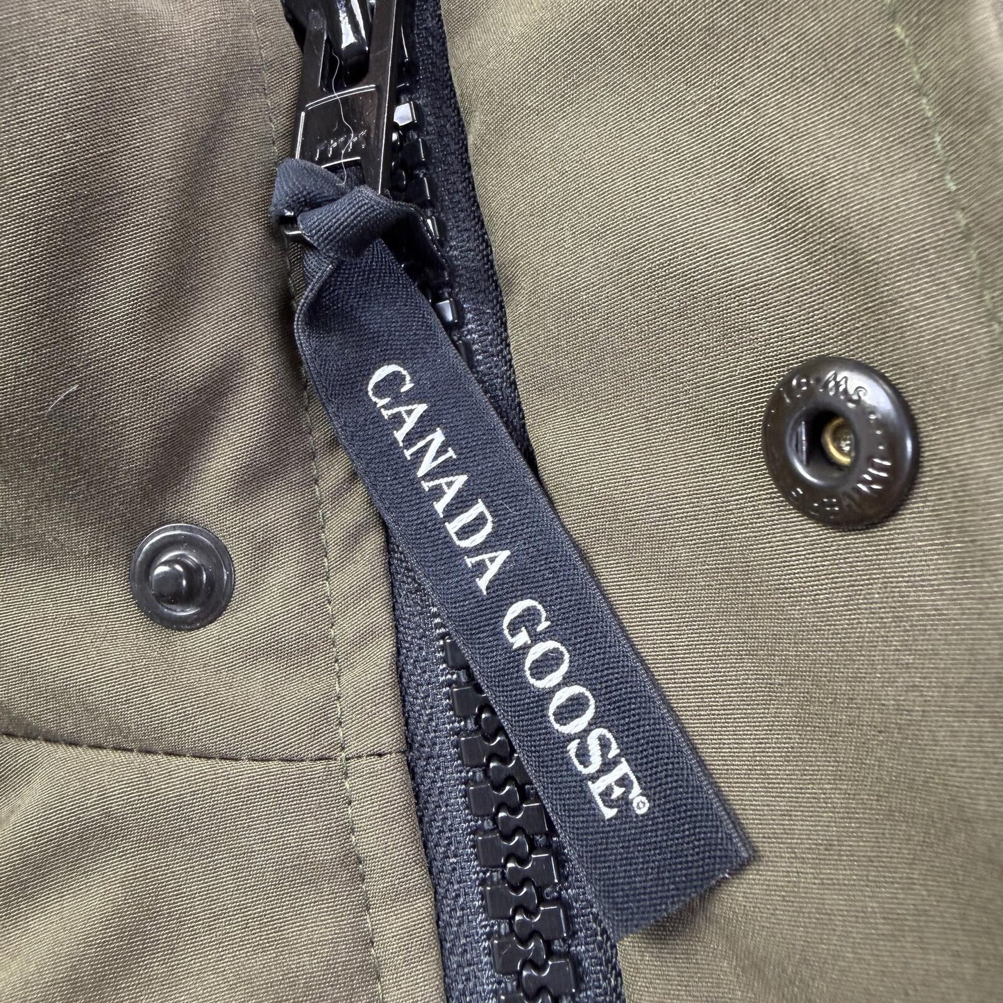 Canada Goose Wyndham Size M