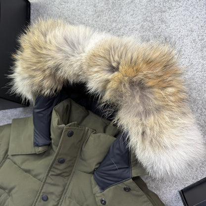 Canada Goose Wyndham Size M