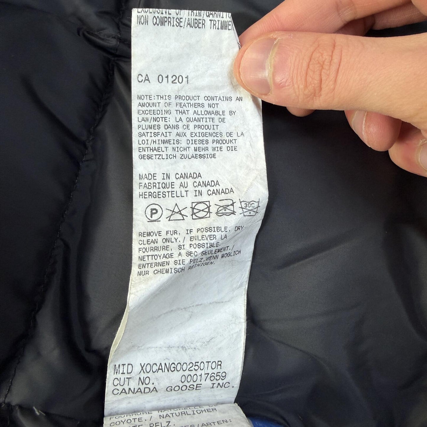 Canada Goose Chateau Navy Parka Size M