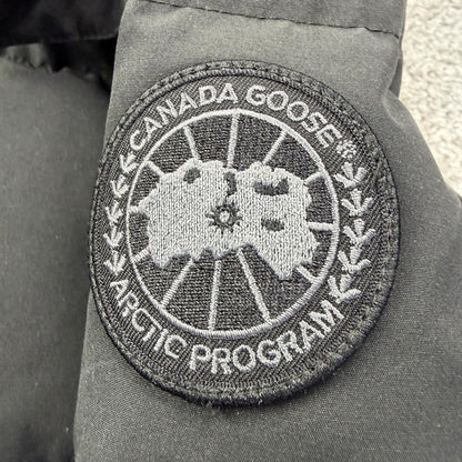 Canada Goose Wyndham Size S