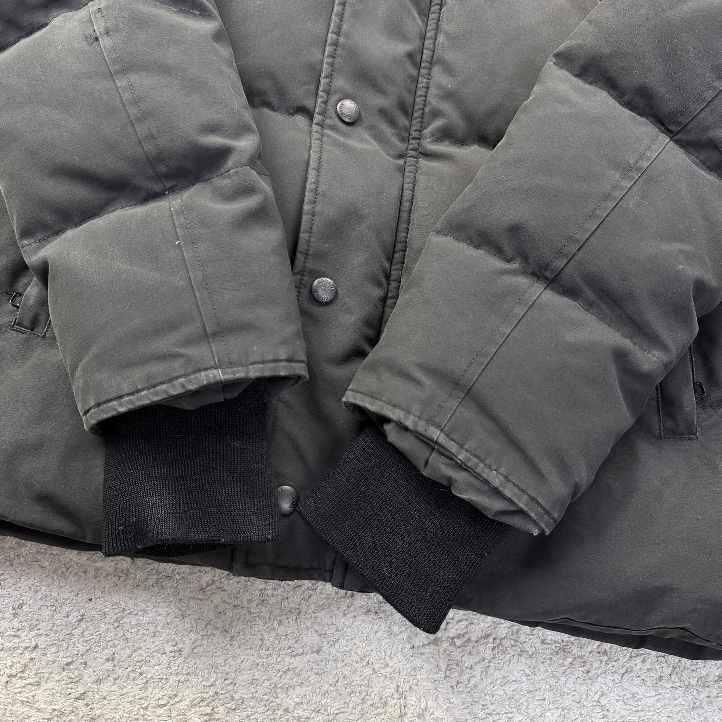 Canada Goose Wyndham Size S