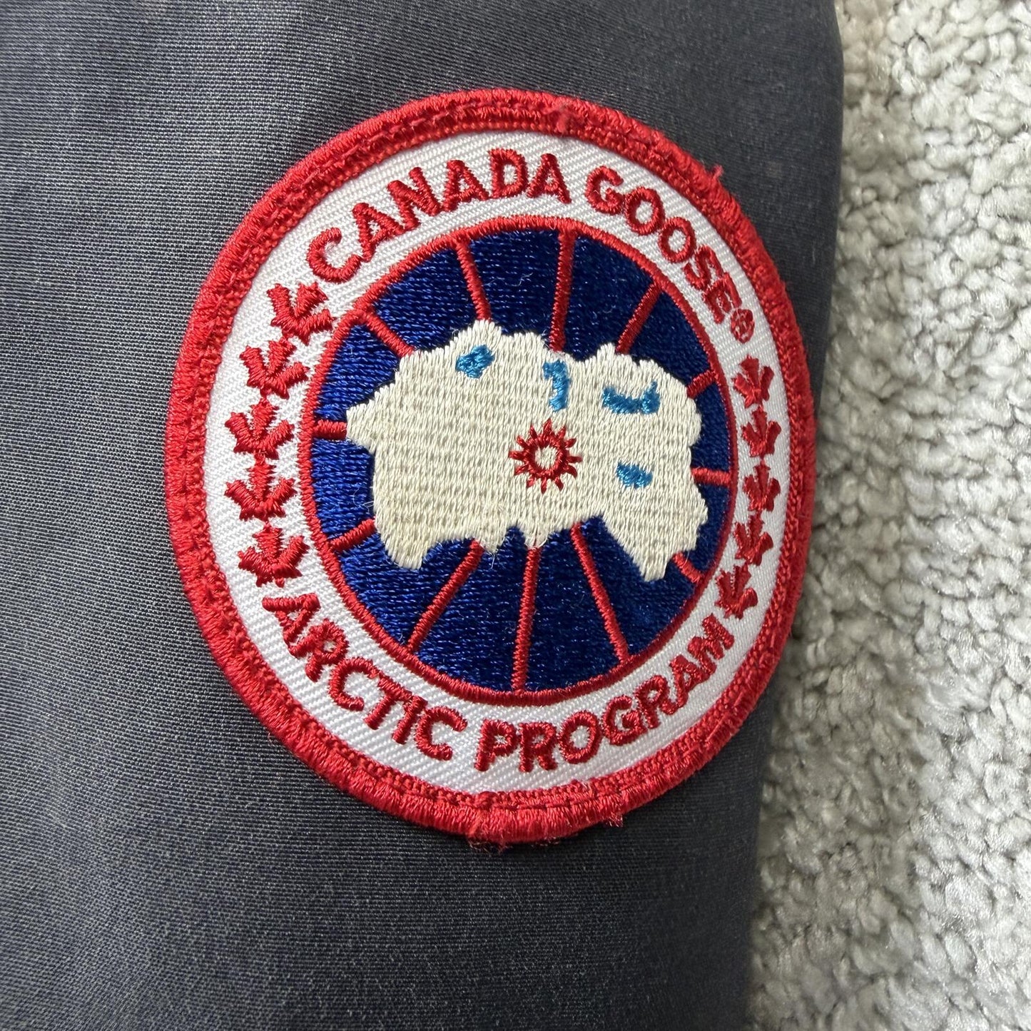 Canada Goose Chateau Parka Size S