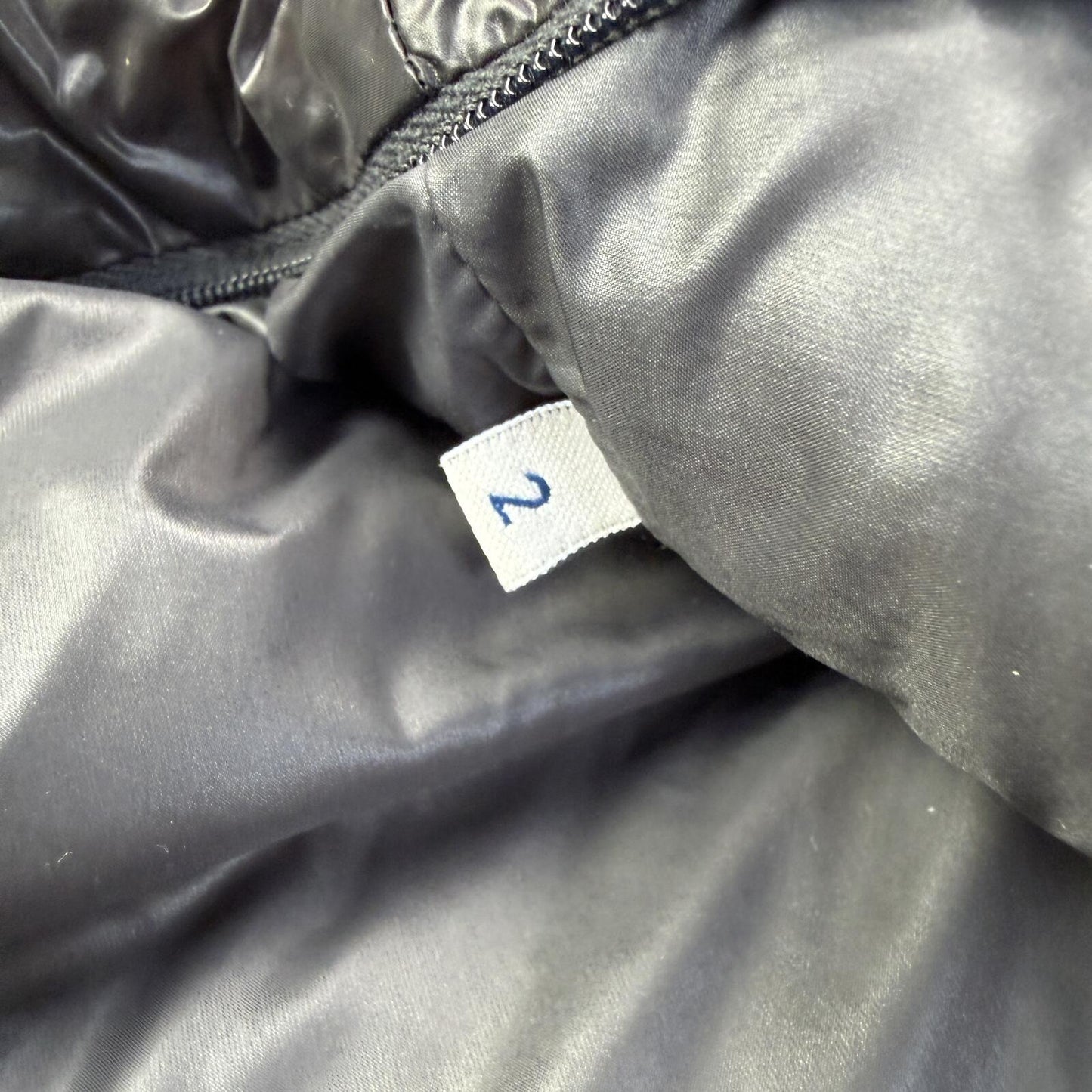 Moncler Zin Size 2 Small/Medium
