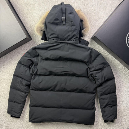 Canada Goose Wyndham Parka Size XL