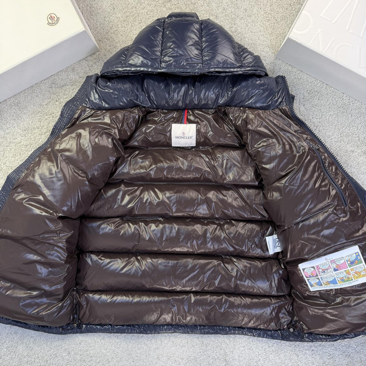 Moncler Maya Size 4 Large