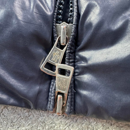 Moncler Mounier Size 4 Large