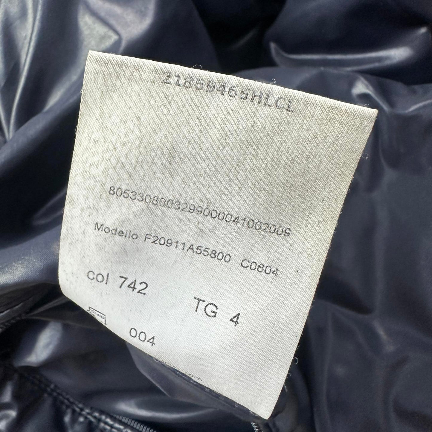 Moncler Mounier Size 4 Large