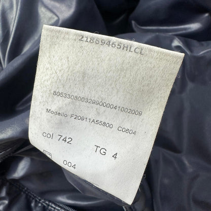 Moncler Mounier Size 4 Large
