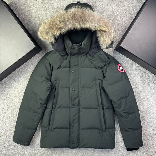 Canada Goose Wyndham Size S
