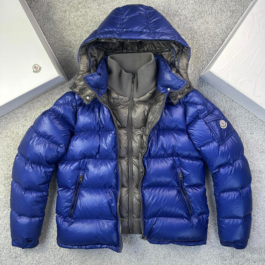 Moncler Zin Size 5 Fits M/L
